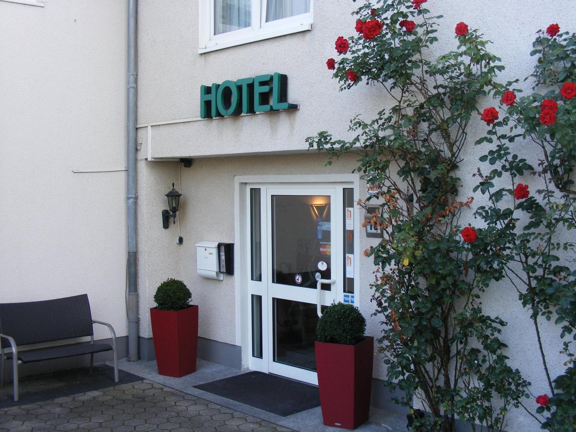 Hotel Schmerkoetter Bochum Bagian luar foto