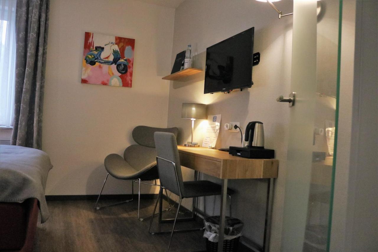 Hotel Schmerkoetter Bochum Bagian luar foto